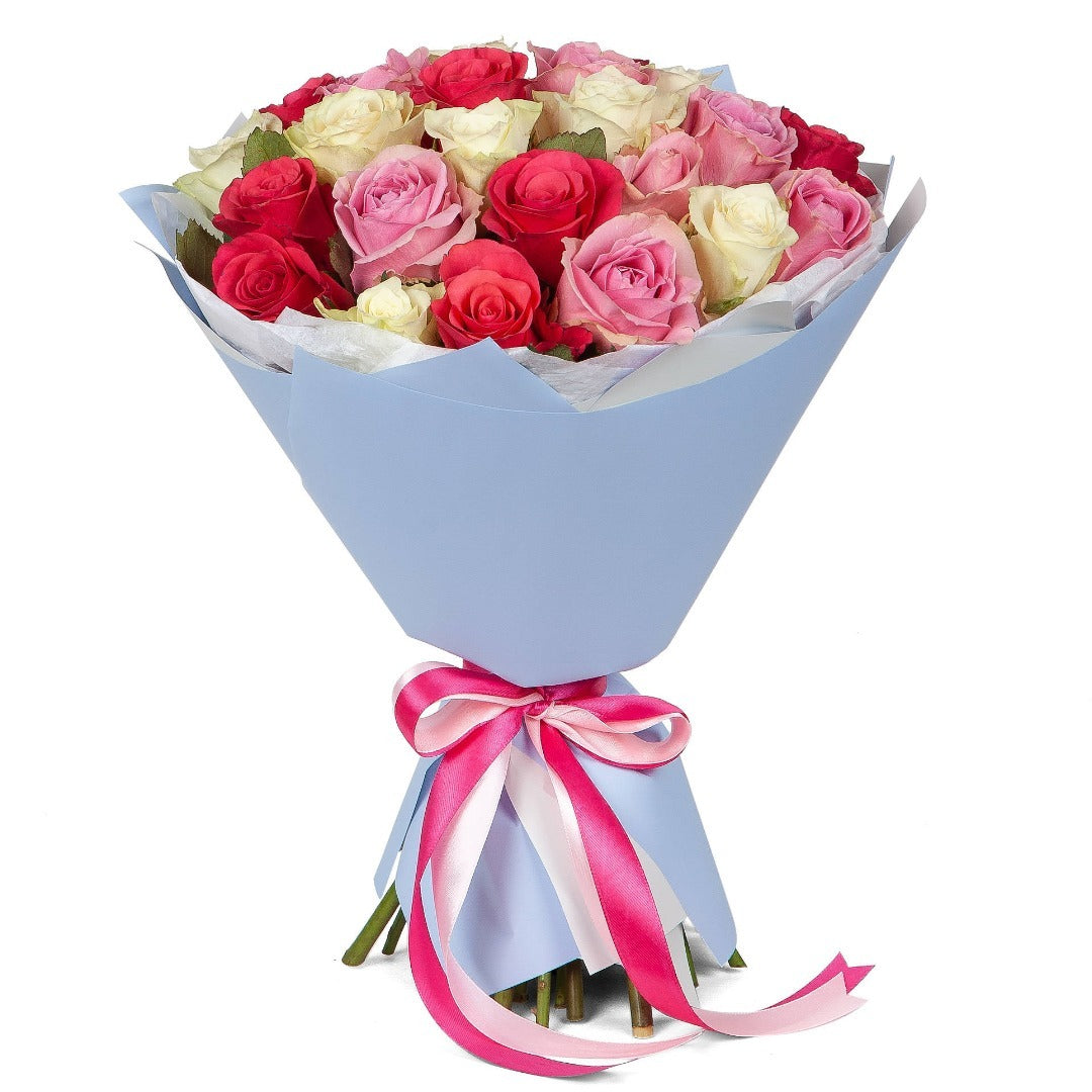 Bouquet «Crimson Charm», 22 roses
