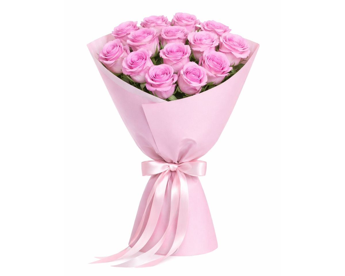 Bouquet «Dasha's Twilight Whispers», 15 roses